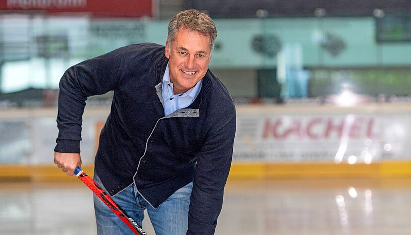 Im Mai 2020 hatte Stefan Rapp das Zepter als Geschäftsführer der Heilbronner Falken von Atilla Eren übernommen und wurde später auch Gesellschafter. Zum Jahreswechsel verlässt der 50-Jährige den DEL2-Club wieder.
Foto: Archiv/Berger Im Mai 2020 hatte Stefan Rapp das Zepter als Geschäftsführer der Heilbronner Falken von Atilla Eren übernommen und wurde später auch Gesellschafter. Zum Jahreswechsel verlässt der 50-Jährige den DEL2-Club wieder.
Foto: Archiv/Berger