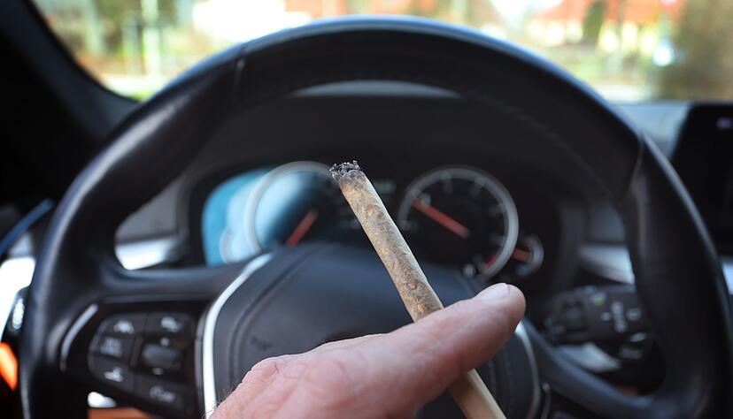 Mehrere Bundesländer lehnen höhere THC-Werte im Verkehr ab Mehrere Bundesländer lehnen höhere THC-Werte im Verkehr ab