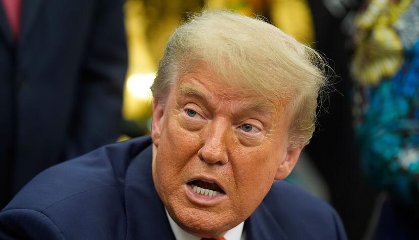 Ein Friedensstifter? US-Präsident Trump hält sich selbst für einen ausgezeichneten Nobelpreisträger. (Archivbild) Ein Friedensstifter? US-Präsident Trump hält sich selbst für einen ausgezeichneten Nobelpreisträger. (Archivbild)