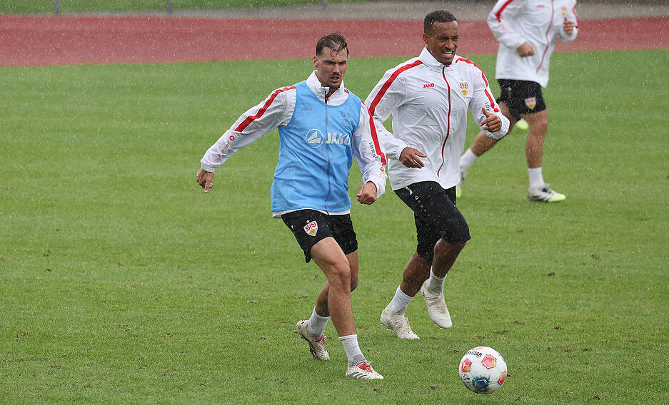 Das Wetter im Trainingslager des VfB Stuttgart ist bescheiden.