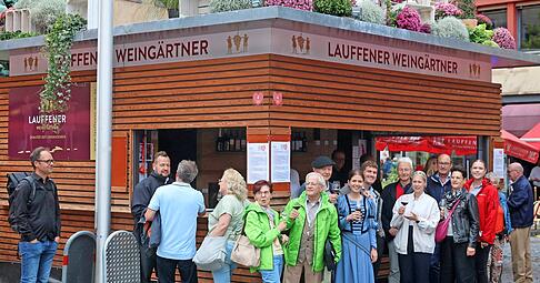 Auf Platz eins landete der von der Gärtnerei Supp aus Weinsberg-Gellmersbach veredelte Lauffener Stand. Er beeindruckte die Jury auch durch Architektur und Innenausstattung.