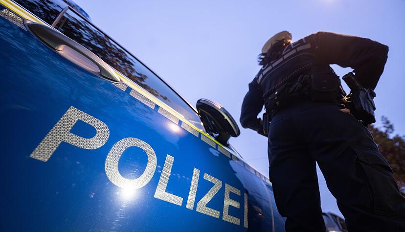 Die Polizei ist vor Ort im Einsatz. (Symbolbild)