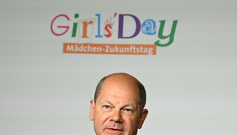 Bundeskanzler Olaf Scholz (SPD) h&auml;lt eine Rede zur Er&ouml;ffnung des diesj&auml;hrigen Girls' Day.