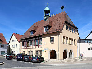 L&ouml;wenstein sucht einen neuen B&uuml;rgermeister. Heute Abend wird der Wahlsieger im Rathaus gek&uuml;rt.