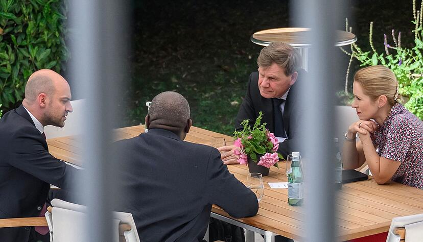 Europa droht Iran im Atomstreit Neuauflage von Sanktionen an