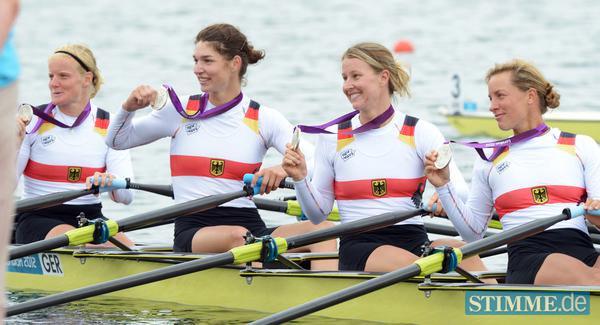 Britta Oppelt, Carina Bär, Julia Richter und Annekatrin Thiele haben dem deutschen Ruderverband (DRV) die erste Medaille der olympischen Regatta beschert. Britta Oppelt, Carina Bär, Julia Richter und Annekatrin Thiele haben dem deutschen Ruderverband (DRV) die erste Medaille der olympischen Regatta beschert.