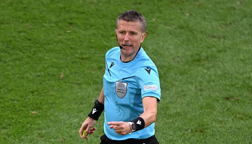 Die Gewalt gegen Schiedsrichter war in den vergangenen Jahren immer wieder ein Thema. Die Gewalt gegen Schiedsrichter war in den vergangenen Jahren immer wieder ein Thema.