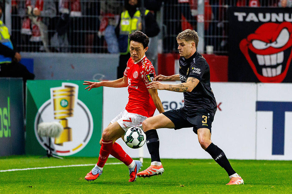 Ramon Hendriks: Dass Hendriks beim VfB Stuttgart seine Rolle gefunden hat, ist sichtbar geworden. Auch in Mainz spielte er eine gute Partie auf der linken Seite der Dreierkette. Note: 3 Ramon Hendriks: Dass Hendriks beim VfB Stuttgart seine Rolle gefunden hat, ist sichtbar geworden. Auch in Mainz spielte er eine gute Partie auf der linken Seite der Dreierkette. Note: 3
