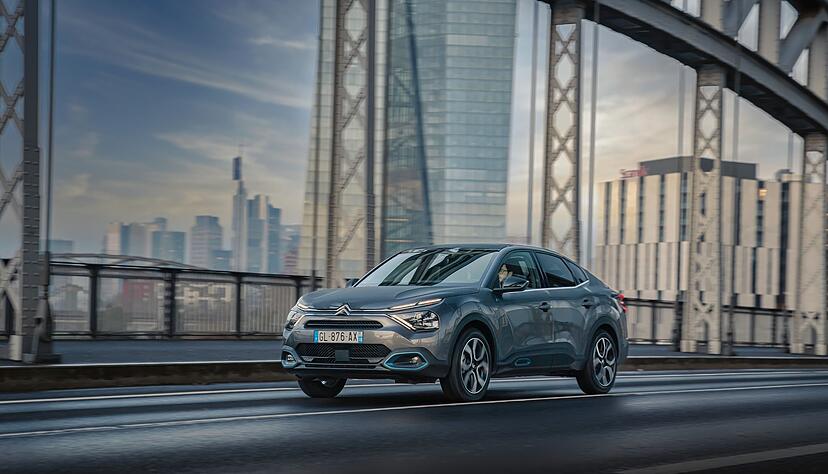 Der Citro&euml;n C4X einen starken Antritt und beschleunigt mit sehr spontanen 260 Nm binnen 9,5 Sekunden aus den Stand auf Tempo 100.