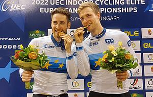 Die Kunstradfahrer des RV Öhringen, Serafin Schefold (links) und Max Hanselmann, wurden zum fünften Mal als Hohenloher Mannschaft des Jahres ausgezeichnet.