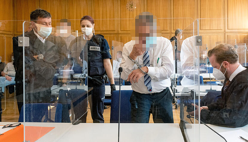 Am Freitag wurde im Heilbronner Landgericht das Urteil im Löwenstein-Mordprozess verkündet. Der Angeklagte wurde erneut zu einer lebenslangen Haftstrafe verurteilt. Foto: Mario Berger Am Freitag wurde im Heilbronner Landgericht das Urteil im Löwenstein-Mordprozess verkündet. Der Angeklagte wurde erneut zu einer lebenslangen Haftstrafe verurteilt. Foto: Mario Berger
