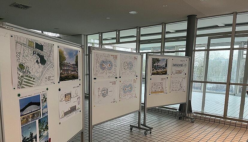 Pläne für Aquatoll-Umbau hängen aus Pläne für Aquatoll-Umbau hängen aus