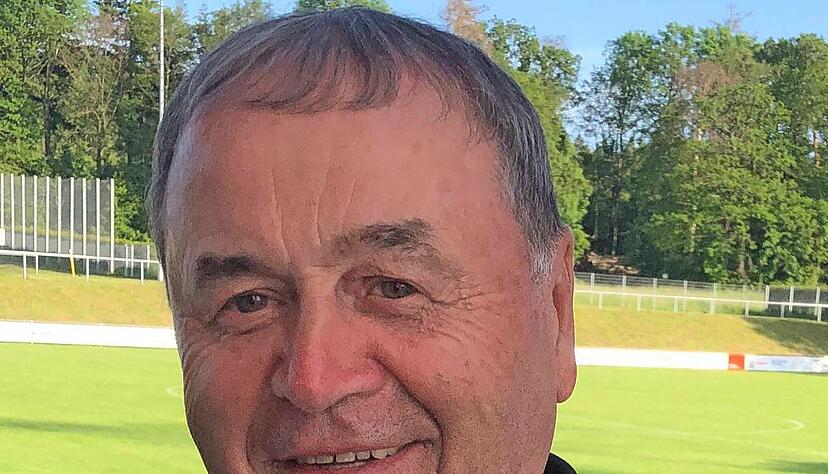 Manager Karl-Heinz Spr&uuml;gel nahm die Niederlage sportlich.
Foto: Schmerbeck