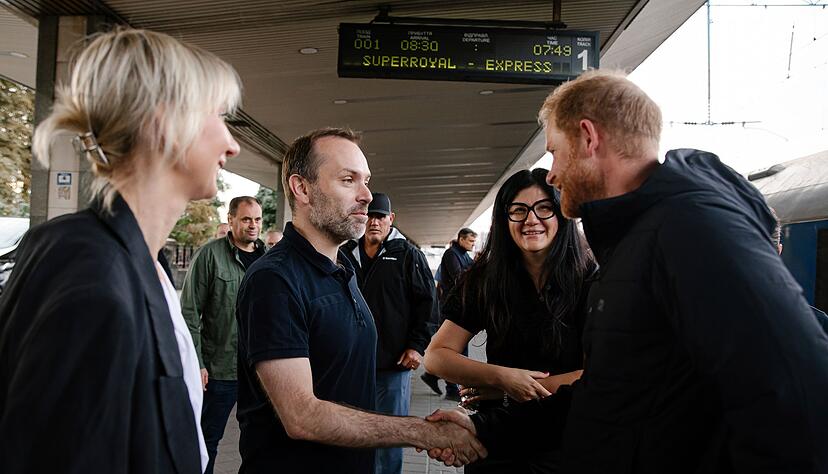 Der zweite Besuch in der Ukraine in nur wenigen Monaten: Prinz Harry besucht Kiew.