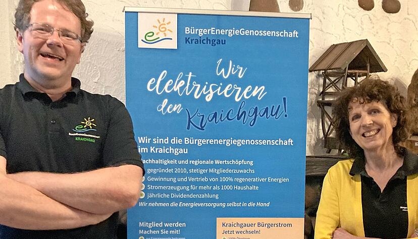 Florian Oe&szlig;, stellvertretender Vorstandsvorsitzender der B&uuml;rger-Energie-Genossenschaft Kraichgau, und Vorstandsmitglied Clarissa B&ouml;hm-Weiser.
Foto: J&ouml;rg K&uuml;hl