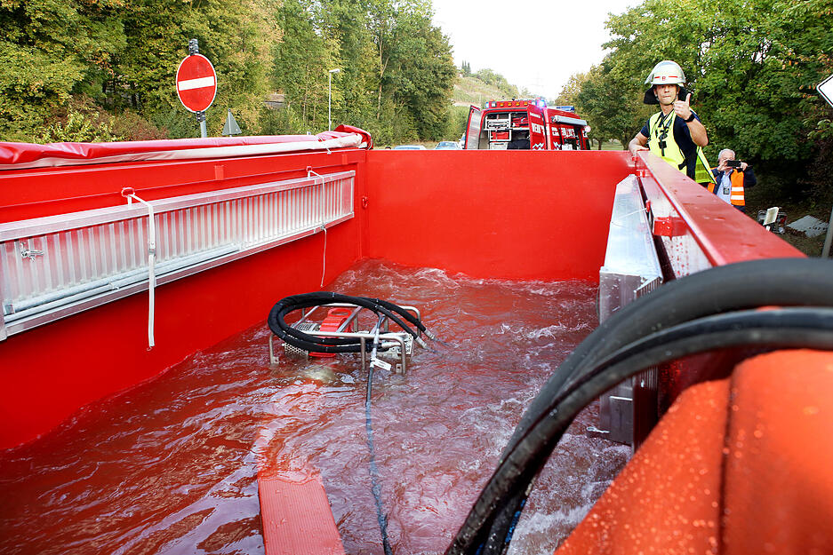 Unwetter-&Uuml;bung Feuerwehr Bad Friedrichshall mit Neckarsulm und Werksfeuerwehr Audi