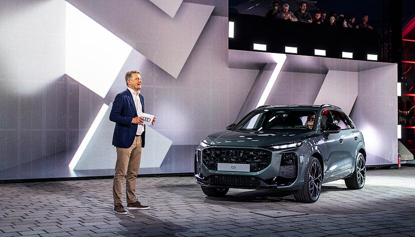 Audi-Chef Gernot Döllner am neuen Q3. Audi-Chef Gernot Döllner am neuen Q3.