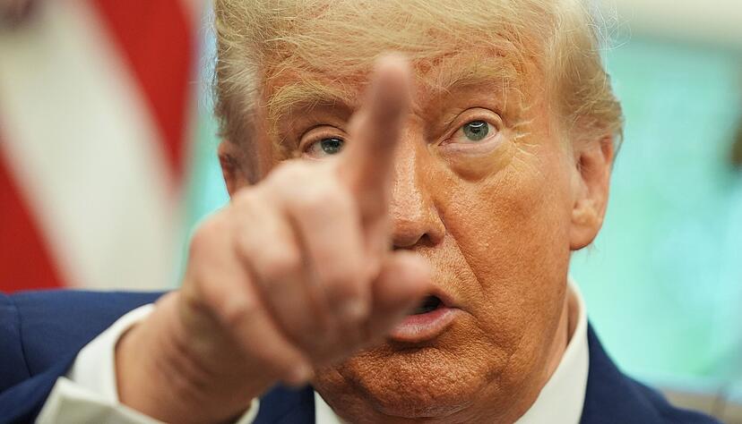 US-Pr&auml;sident Donald Trump droht der EU mit neuen Strafz&ouml;llen ab dem 1. August &ndash; trotz laufender Verhandlungen.