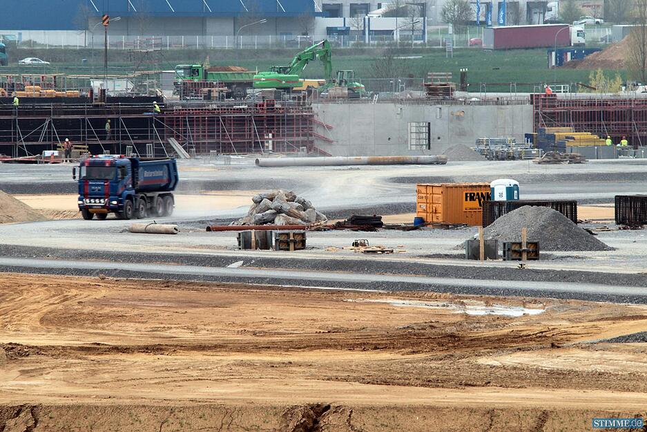 Die Arbeiten an der Audi-Baustelle schreiten voran (23.April 2013).