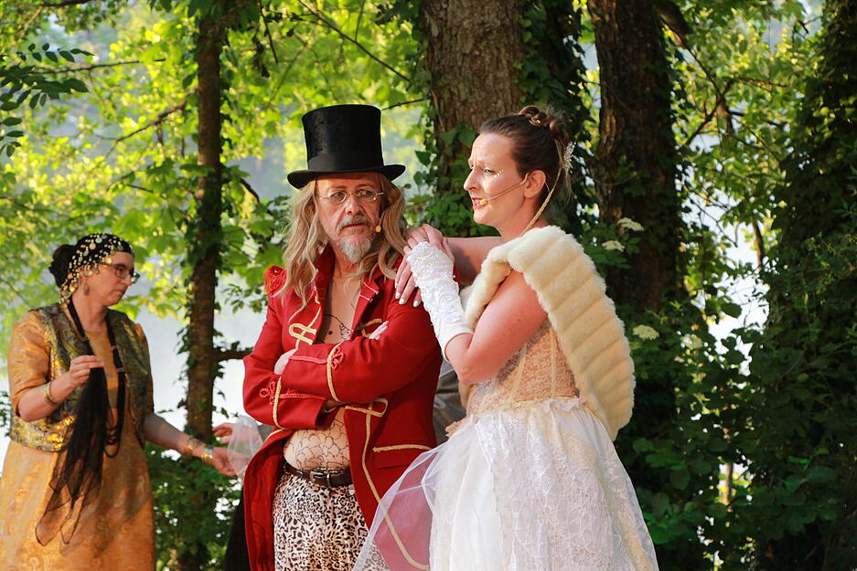 Premiere Theater im Fluss Künzelsau