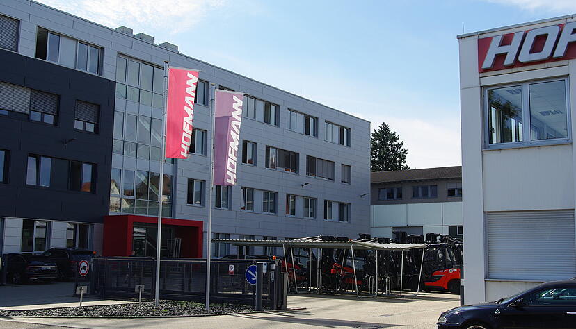 Der Firmensitz von Hofmann F&ouml;rdertechnik in Obereisesheim