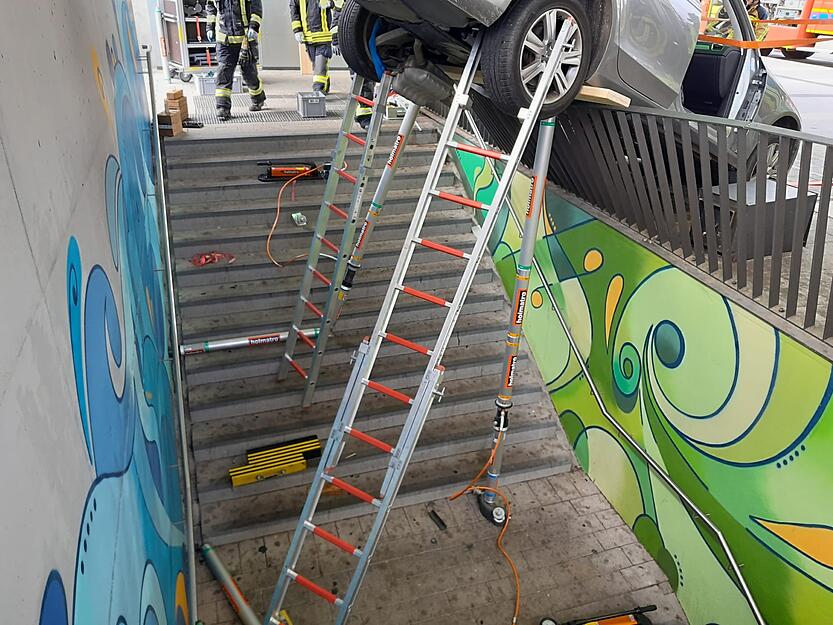 Spektakulärer Unfall in Freiberg/Neckar