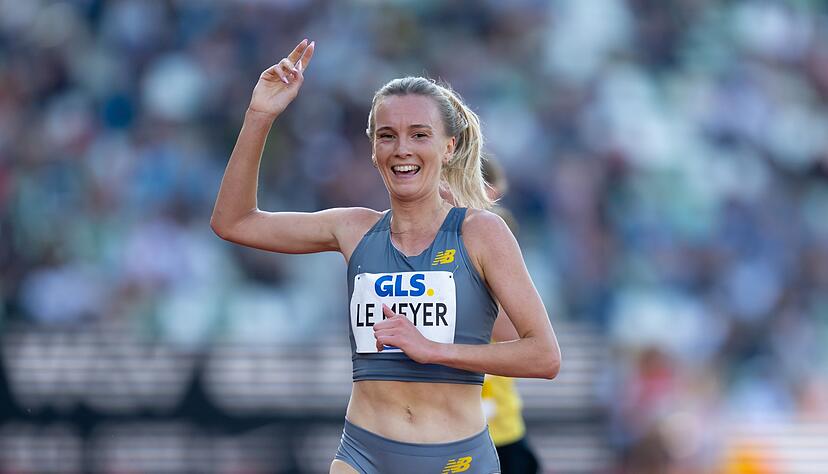 Lea Meyer jubelt &uuml;ber ihren 5.000-Meter-Titel.
