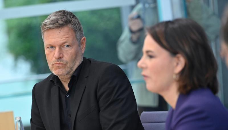 Robert Habeck und Annalena Baerbock bei einer Pressekonferenz zum Ausgang der Bundestagswahl.