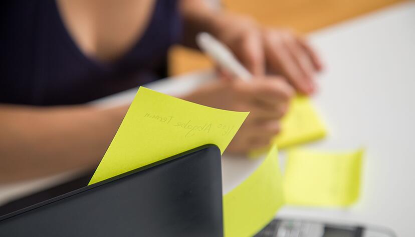 Erst mal einen &Uuml;berblick &uuml;ber die Aufgaben verschaffen. Eine handschriftliche Liste kann dabei helfen.