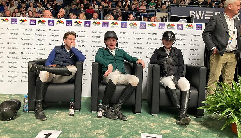 Freude und Frust: Während Anne Götter (rechts) in Stuttgart auftrumpfte, für ein Weilchen auf den Sesseln der Top Drei Platz nehmen durfte, lief es bei Jan Müller und Ciricu (unten) nicht gut.
