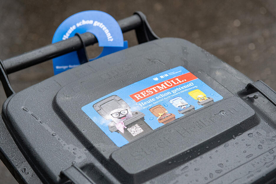 Restmüll-Behälter mit elektronischem Chip.