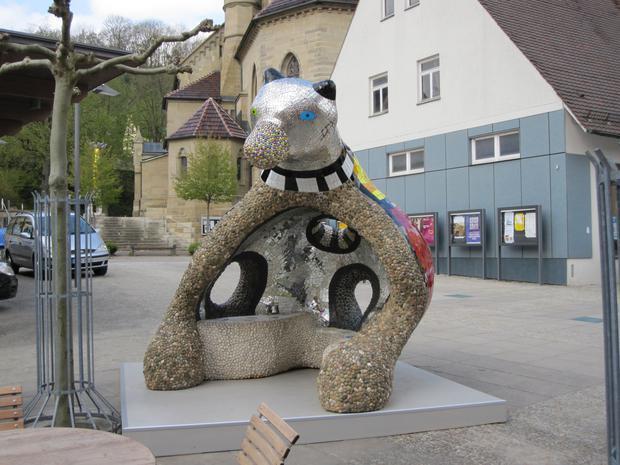 Niki-de-Saint-Phalle-Ausstellung in Hall