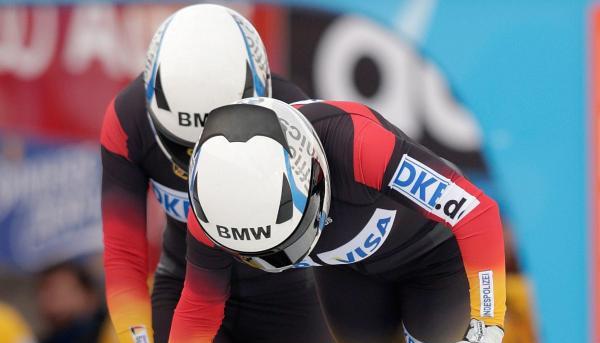 Cathleen Martini und Christin Senkel holen in St. Moritz Rang zwei. Foto: Arno Balzarini