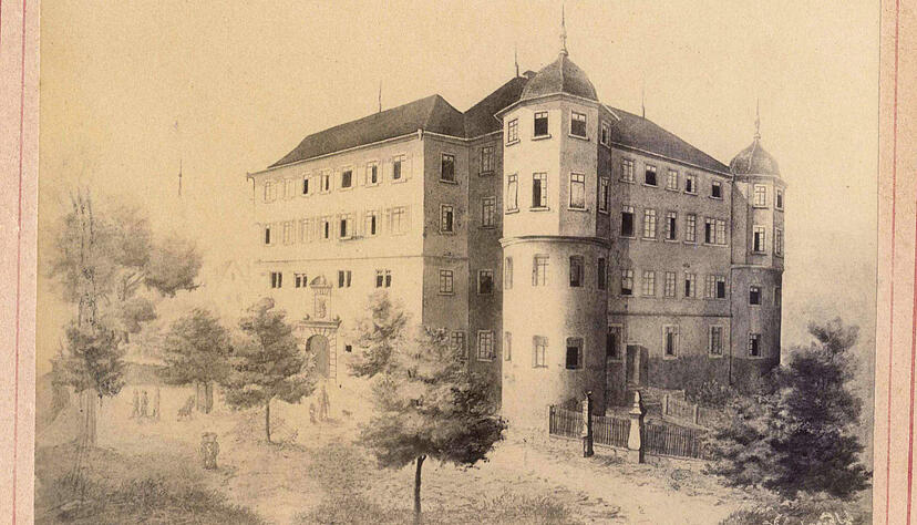 Das Bild aus dem 19. Jahrhundert zeigt das Künzelsauer Schloss. Erst 1937 bis 1939 wurde das Schloss in seinen heutigen Zustand umgebaut.
Foto: privat