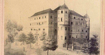 Das Bild aus dem 19. Jahrhundert zeigt das Künzelsauer Schloss. Erst 1937 bis 1939 wurde das Schloss in seinen heutigen Zustand umgebaut.
Foto: privat