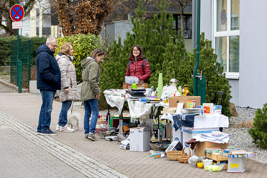 Zudem konnten private Haushalte mit einem "Garagenflohmarkt" teilnehmen.