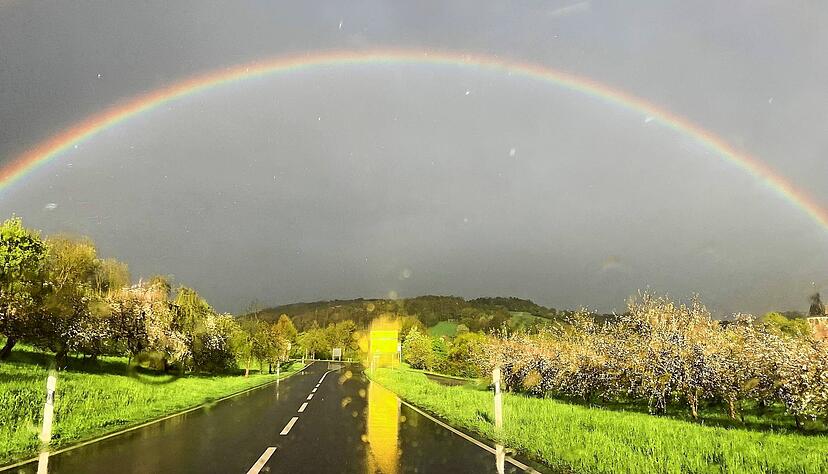 Das Wetter schlägt infolge des Klimawandels auch in Hohenlohe so seine Kapriolen. Das Bild entstand vor kurzem bei Dörzbach, wo die Aktionswoche endet.