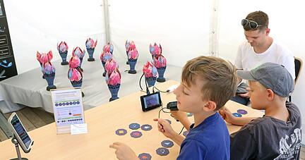 Auch Familien waren dabei: Das erste KI-Festival in Heilbronn hat viele Interessierte angesprochen. Foto: Archiv/Seidel