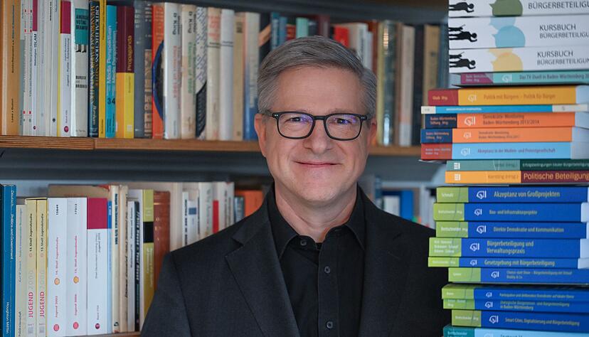 Der Kommunikationsforscher Frank Brettschneider beobachtet die Landespolitik genau und besch&auml;ftigt sich viel mit Wahlforschung. (Archivbild)