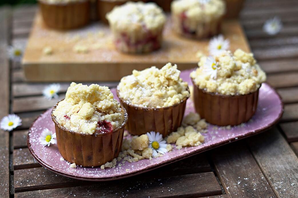 Sweet und Crunchy: Erdbeermuffins mit Streuselkrone - STIMME.de