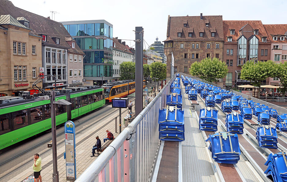 Direkt neben dem Hochsprung-Meeting in Heilbronn k&ouml;nnen die Zuschauer den &ouml;ffentlichen Verkehr nutzen.