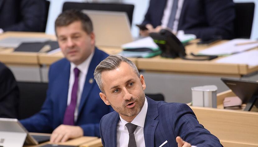 Ulrich Siegmund, Spitzenkandidat der AfD in Sachsen-Anhalt, hat als Wahlziel f&uuml;r den 6. September die absolute Mehrheit im Magdeburger Landtag ausgegeben.