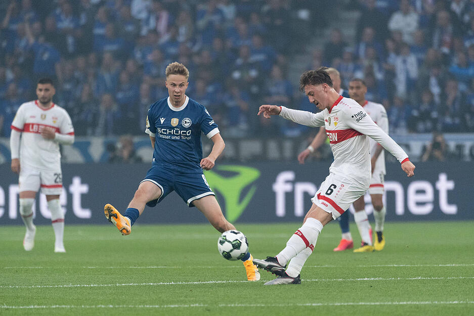 Angelo Stiller: Der Sorgen-Knöchel hielt. Der Taktgeber zeigte, warum er das Herz im VfB-Spiel ist. Und ein Einsatz von Beginn an so wichtig. Die Beteiligung an den ersten drei Toren sicherte ihm für alle Zeiten einen Platz im Stuttgarter Fanherzen. Note: 1,5