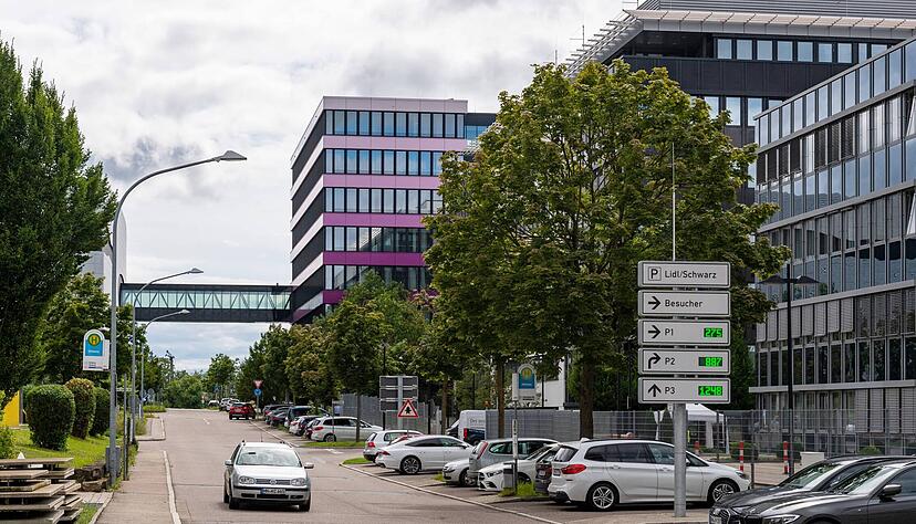 Zentrale der Schwarz-Gruppe in Neckarsulm: Der Konzern bietet künftig ihre IT-Infrastruktur als Dienstleistung auf dem Markt an.