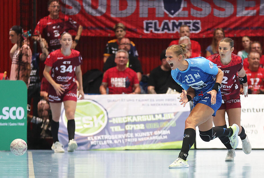 Trainer Thomas Zeitz konnte mit der Leistung der Sport-Union Neckarsulm im Bundesliga-Eröffnungsspiel nicht zufrieden sein. Trainer Thomas Zeitz konnte mit der Leistung der Sport-Union Neckarsulm im Bundesliga-Eröffnungsspiel nicht zufrieden sein.