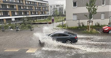 In der Schmollerstraße in Heilbronn stand das Wasser zentimeterhoch.