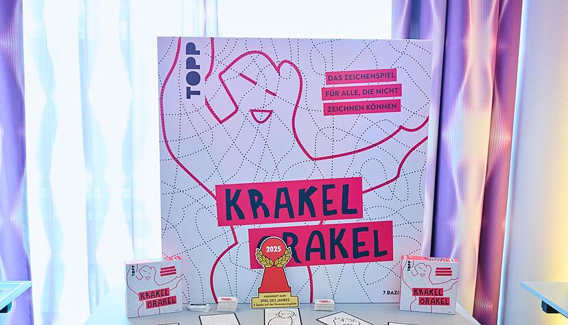 Begriffe zeichnen entlang von vorgegebenen Linien bringt Spaß in die Spielerunde. Das Spiel «Krakel Orakel» war zum «Spiel des Jahres» nominiert. Begriffe zeichnen entlang von vorgegebenen Linien bringt Spaß in die Spielerunde. Das Spiel «Krakel Orakel» war zum «Spiel des Jahres» nominiert.