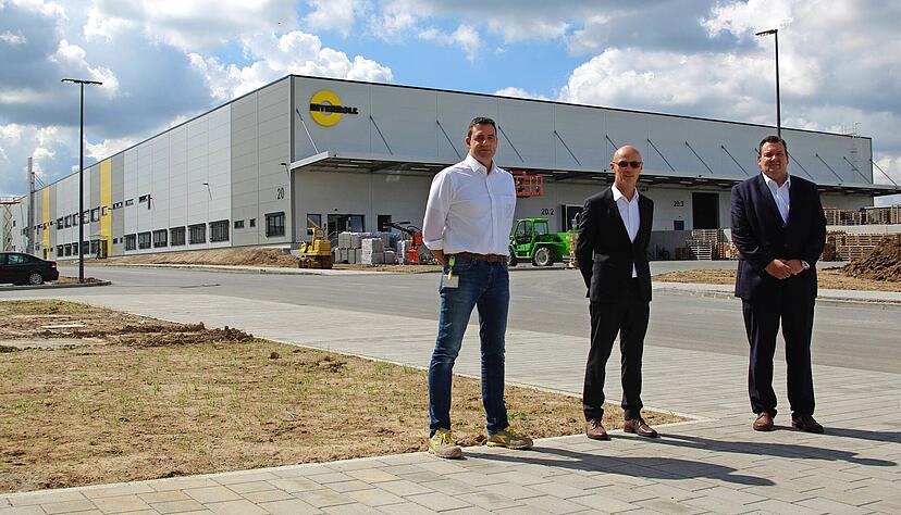 Förderanlagen für die Handgepäckkontrolle an Flughäfen werden in dem Werk bei Obrigheim hergestellt.
Fotos: Heiko Fritze Förderanlagen für die Handgepäckkontrolle an Flughäfen werden in dem Werk bei Obrigheim hergestellt.
Fotos: Heiko Fritze