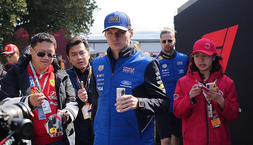 Vierfach-Weltmeister Max Verstappen dr&auml;ngt auf schnelle Regel&auml;nderungen.