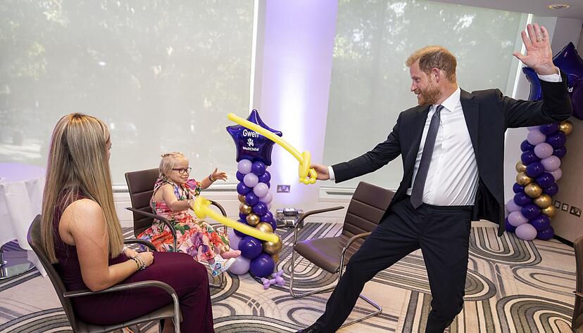 Prinz Harry ist zur&uuml;ck in London.